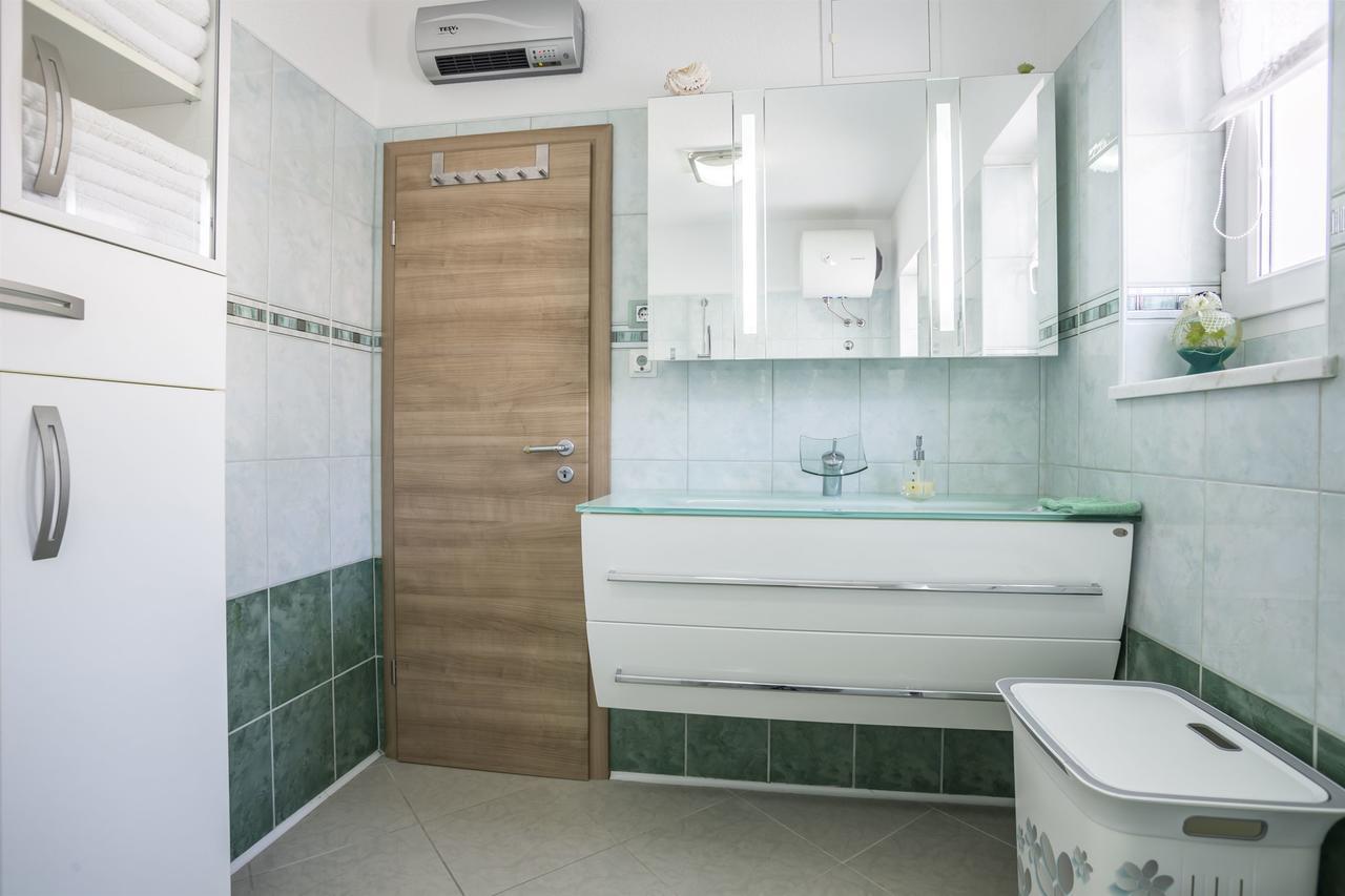 Apartment Paradise View Trogir Dış mekan fotoğraf